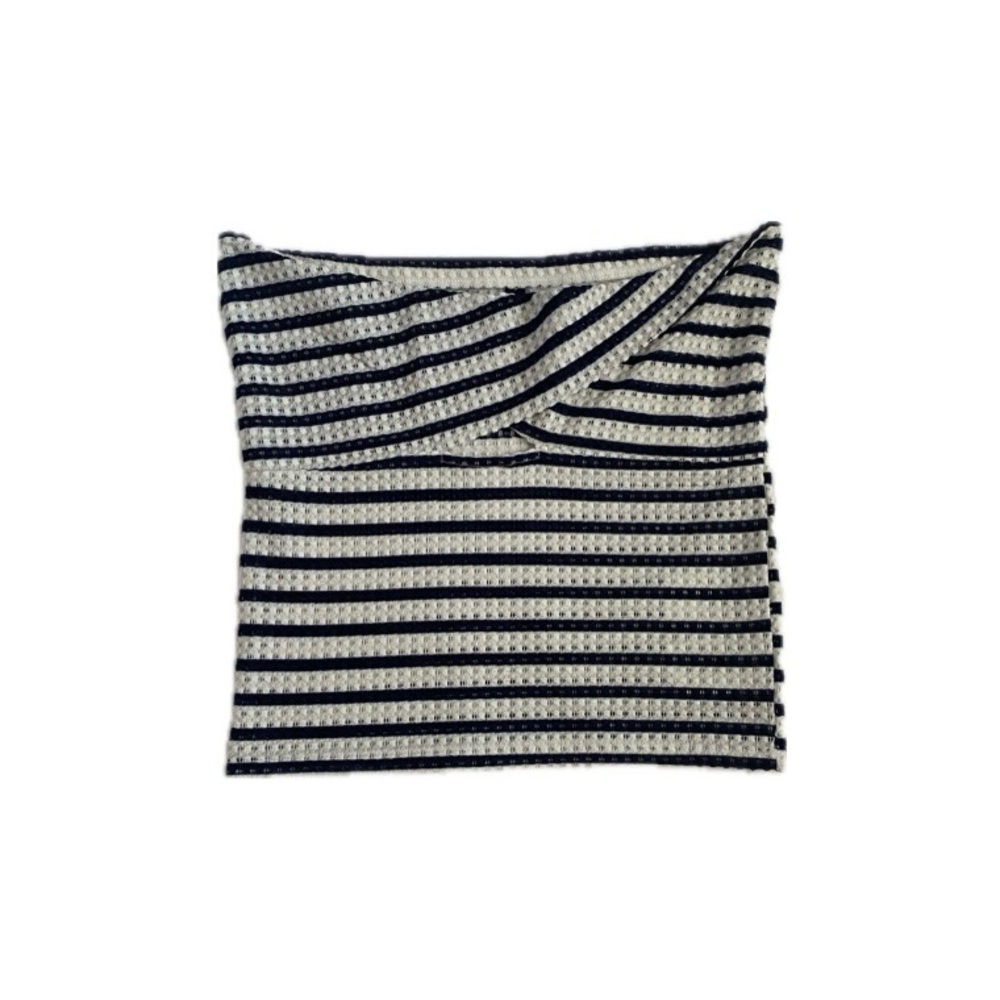Divided twist-detail bandeau top